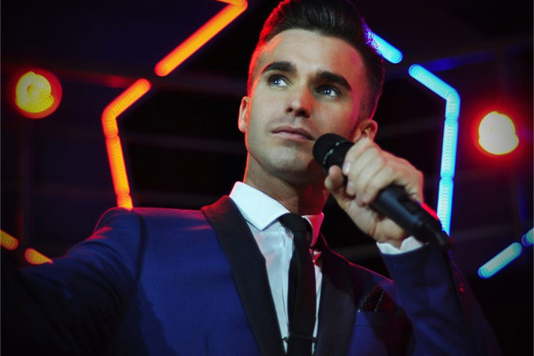 Dean Stansby Singer